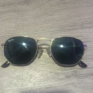 Perfect condition Ray-ban